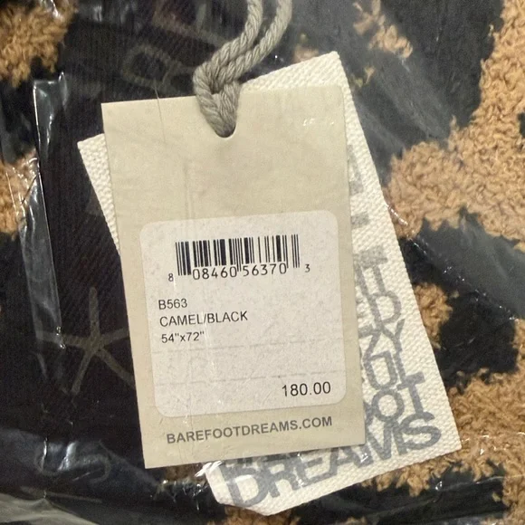 Barefoot Dreams Leopard Black and Tan Blanket 54” x 72” BNWT - Picture 8 of 8